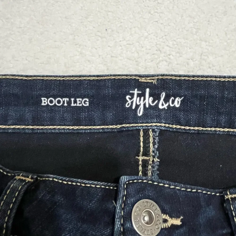 Style and Co High Rise Boot Cut Jeans Sz 8 Stretch Dark‎ Wash